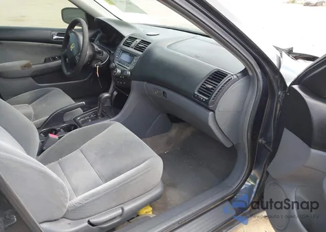 2006 Honda Accord 2.4 Lx z USA, uszkodzony, nr VIN 3HGCM56476G703433